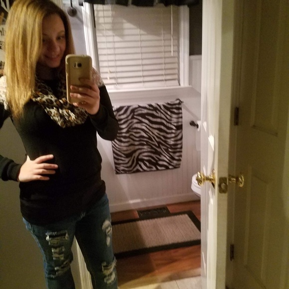 Meet your Posher, Tyra - Picture 1 of 1